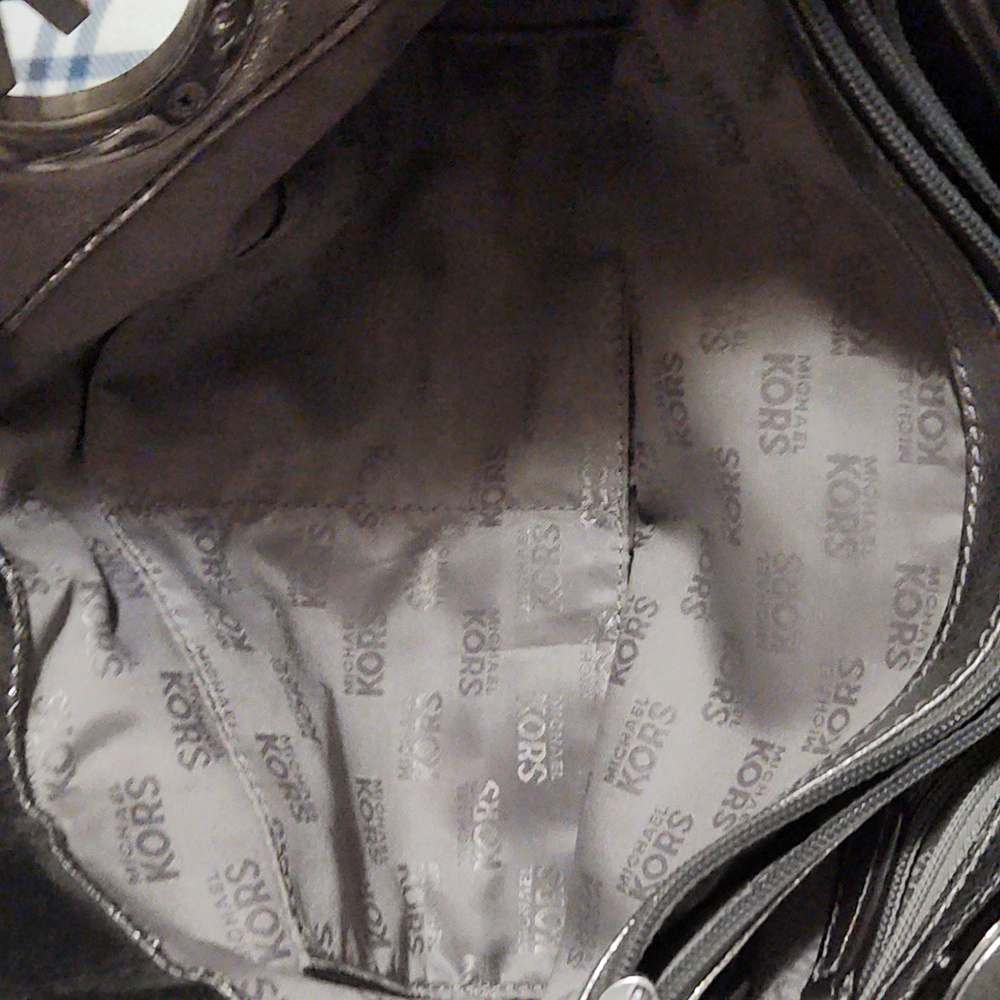 Purse - Picture 3 of 3